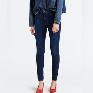 Levi’s 720 High Rise Super Skinny Jeans